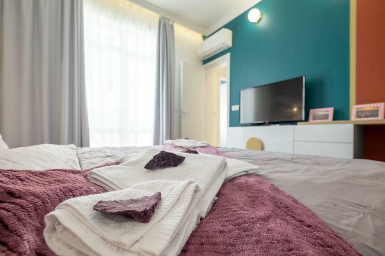 Vitosha Blvd 3-Bedroom, 2-Bathroom Lux Suite Sófia Exterior foto